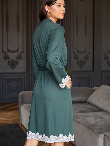 Женский домашний халат длины миди