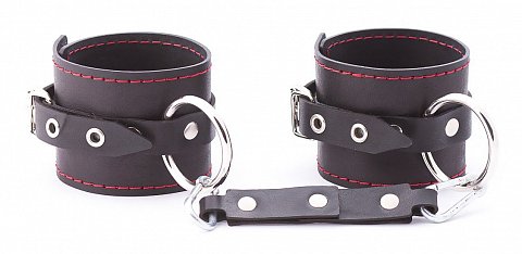 БДСМ-комплект: большая распорка и оковы